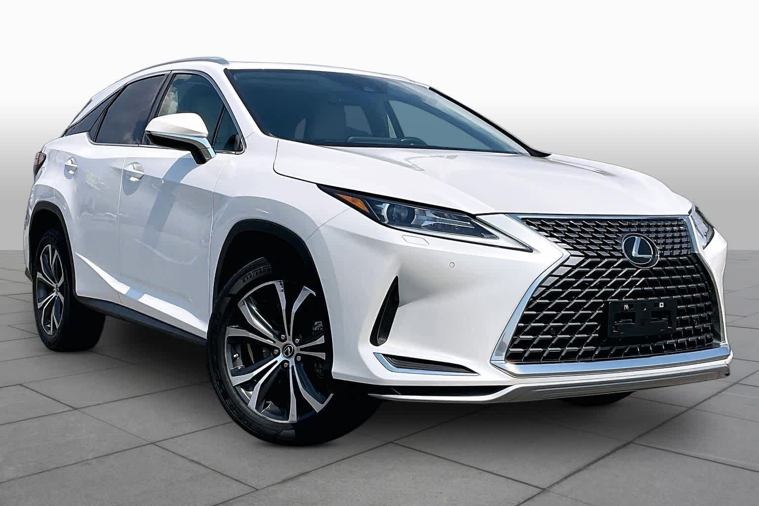 Used 2022 Eminent White Pearl Lexus  image 3