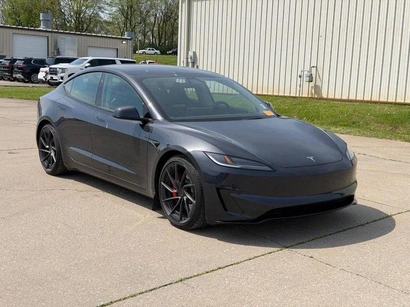 2024 Tesla Model 3 Performance's photo