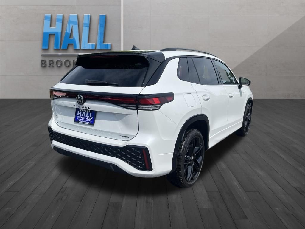 New 2026 White/off-white Volkswagen 2.0T SE R-Line Black image 5