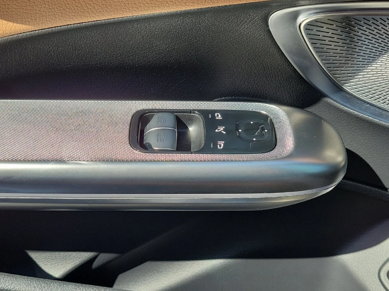 Certified Used 2026 Black Mercedes-Benz CLE 300 image 21