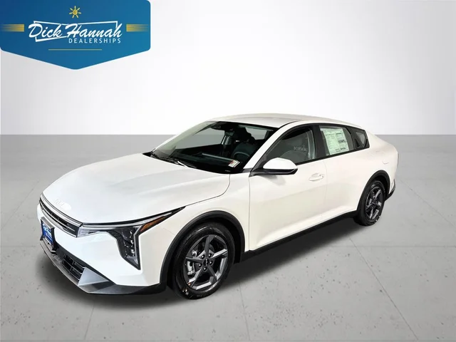 2026 Kia K4 LXS