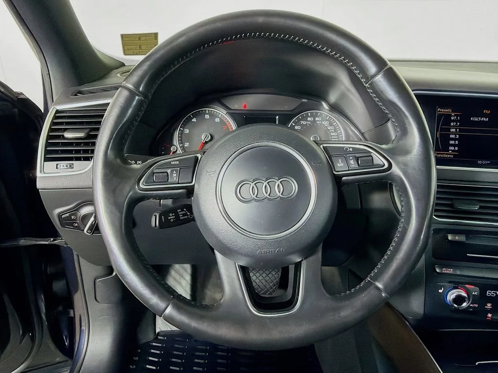 Used 2016  Audi Premium Plus image 13