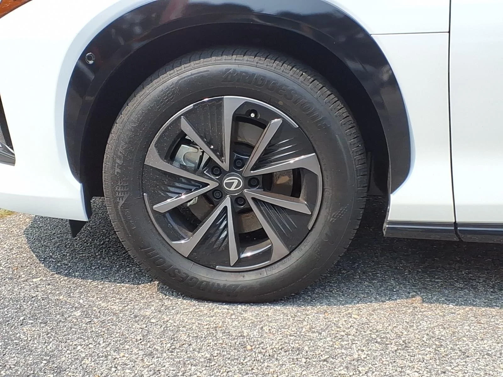 Used 2026 Oxygen White Lexus RZ 450e Premium image 10