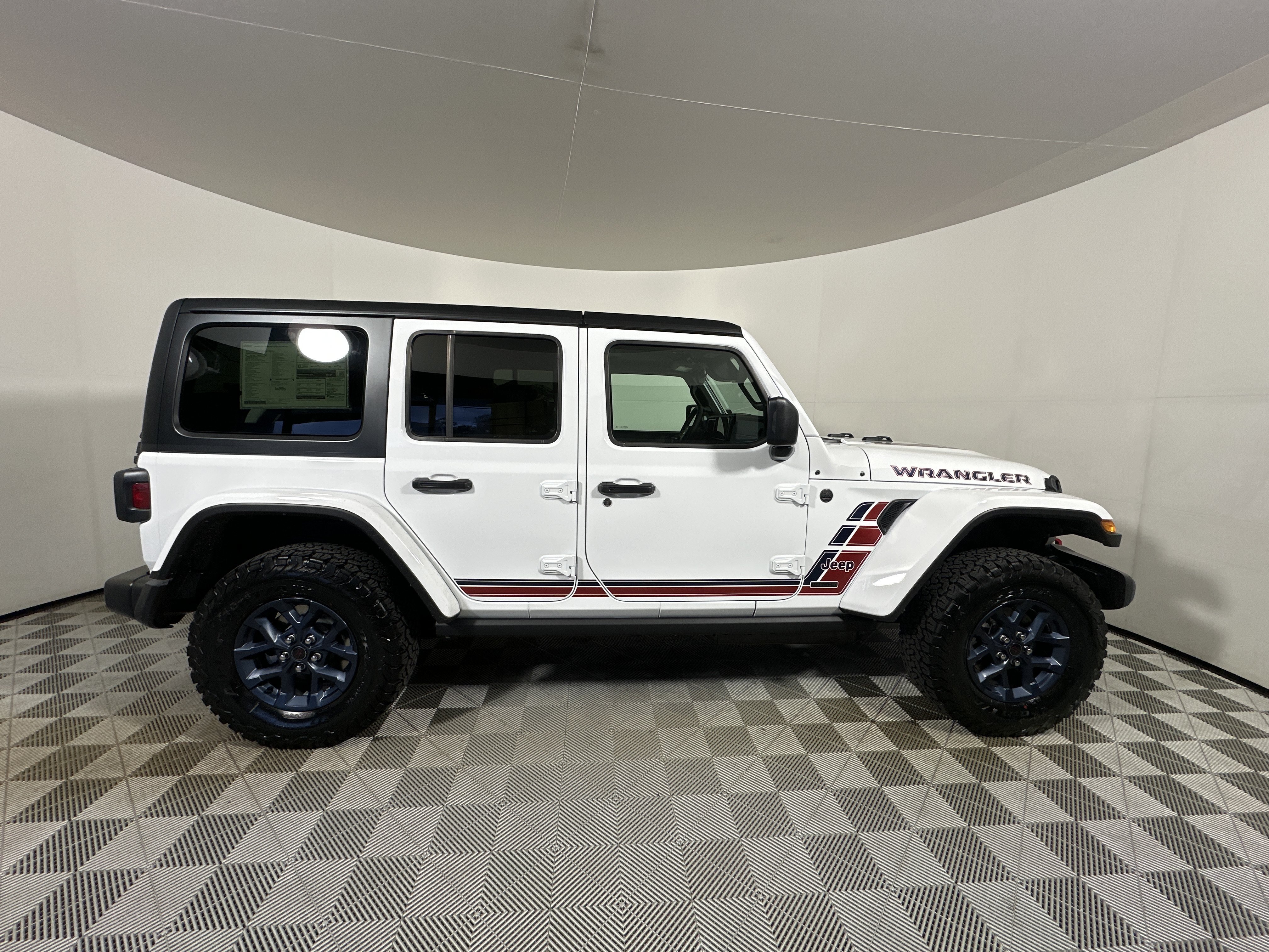 New 2026 Bright White Clearcoat Jeep  image 8