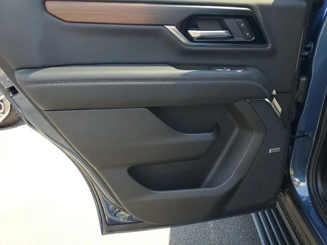 Used 2026 Downpour Metallic GMC Denali image 25
