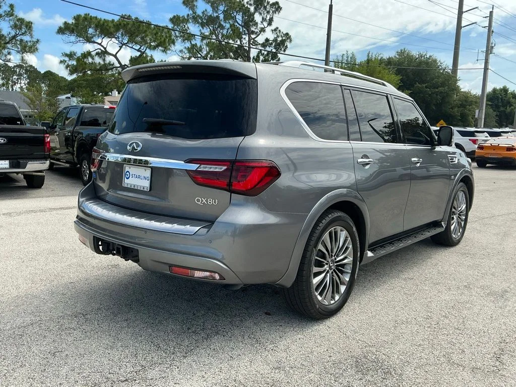 Used 2019 Gray INFINITI LUXE image 11