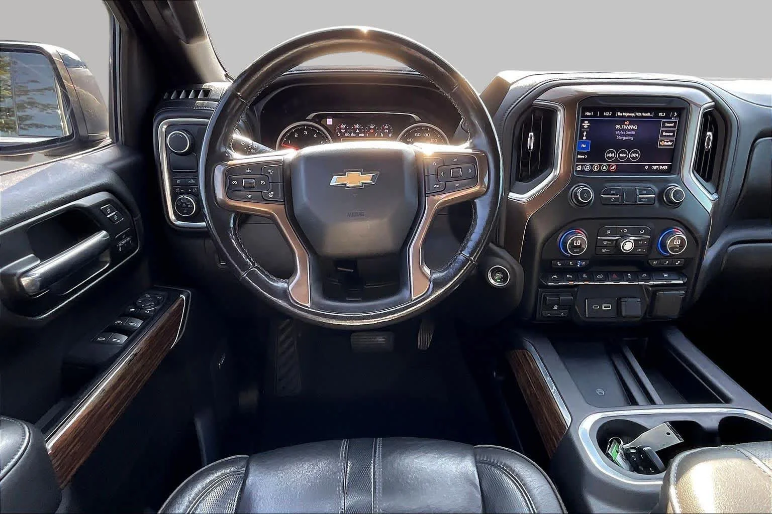 Used 2019 Northsky Blue Metallic Chevrolet High Country image 6