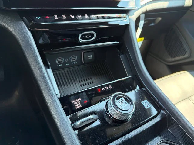 New 2026 Black Jeep  image 19