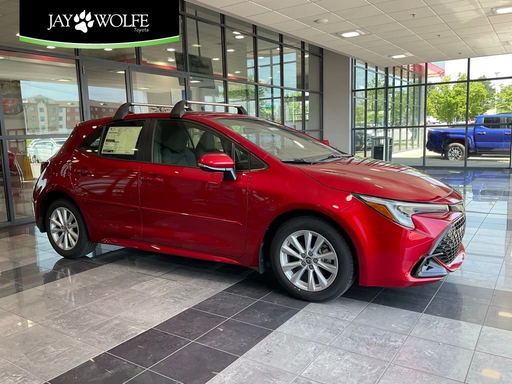 2025 Toyota Corolla SE CVT's photo