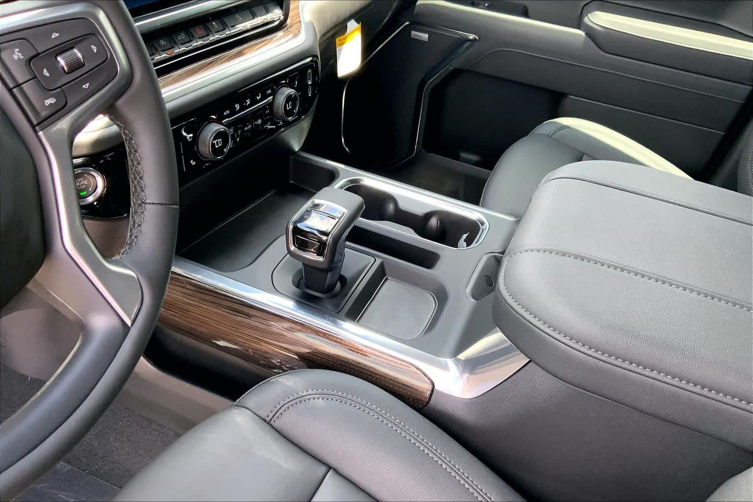 2026 Chevrolet Silverado 1500 LT Trail Boss - Photo 8