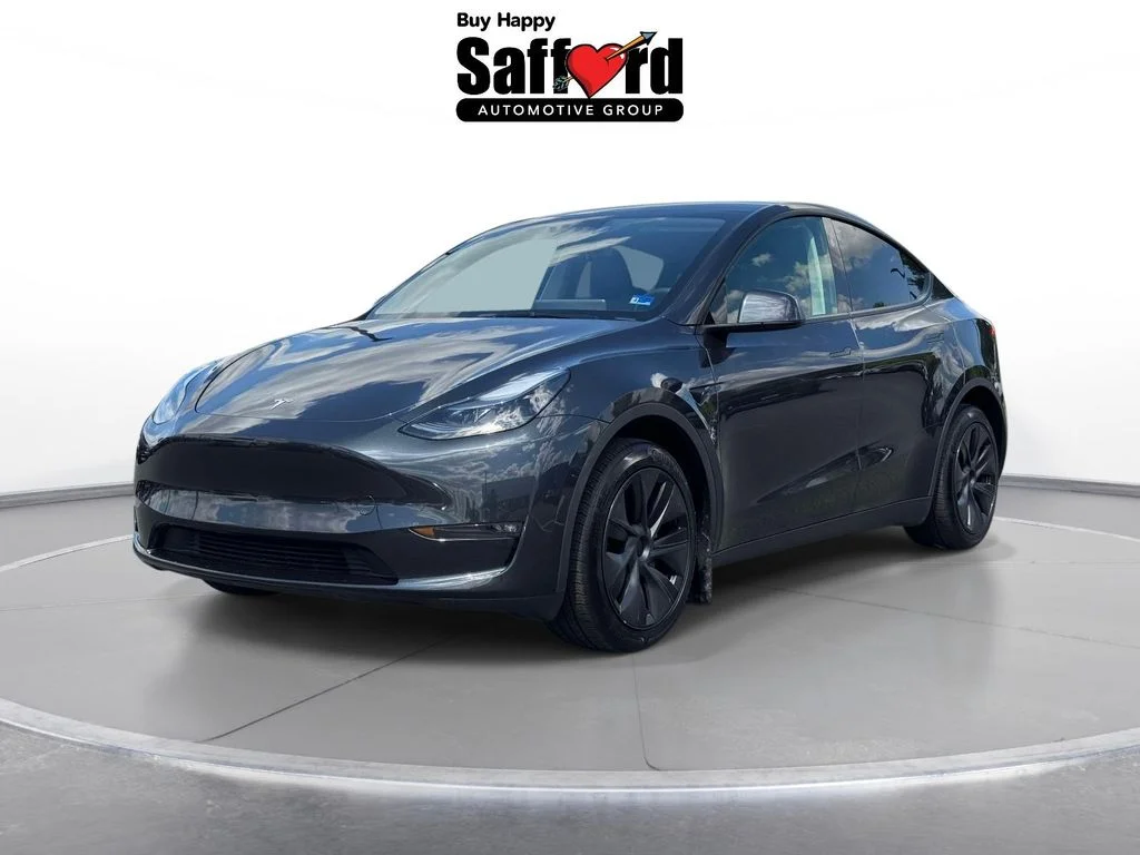 2025 Tesla Model Y Long Range Dual Motor All-Wheel Drive's photo