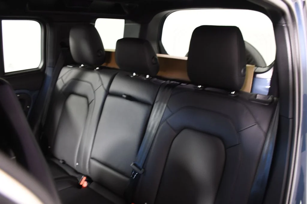 New 2026 Tasman Blue Land Rover S image 27