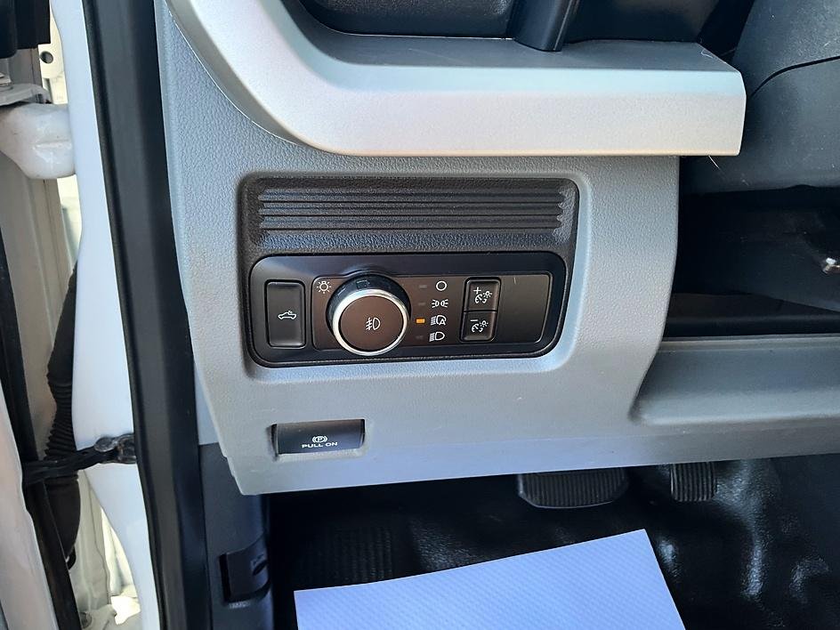 Used 2023 White Ford XL image 16