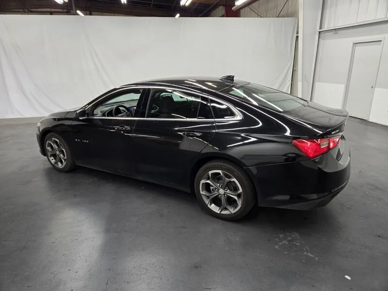 Used 2023 Mosaic Black Metallic Chevrolet LT image 3