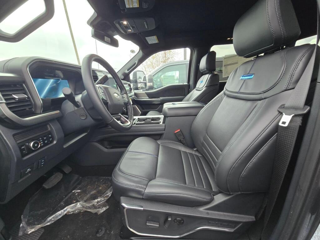 New 2026 Carbonized Gray Metallic Ford F-250® Platinum® image 15