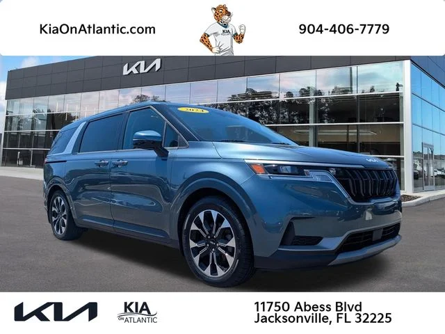 2024 Kia Sedona EX's photo