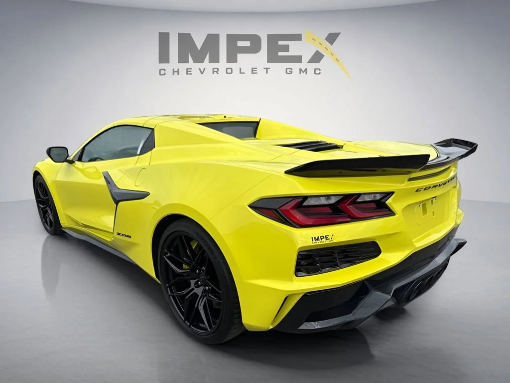Used 2024 Accelerate Yellow Metallic Chevrolet 3LZ image 3