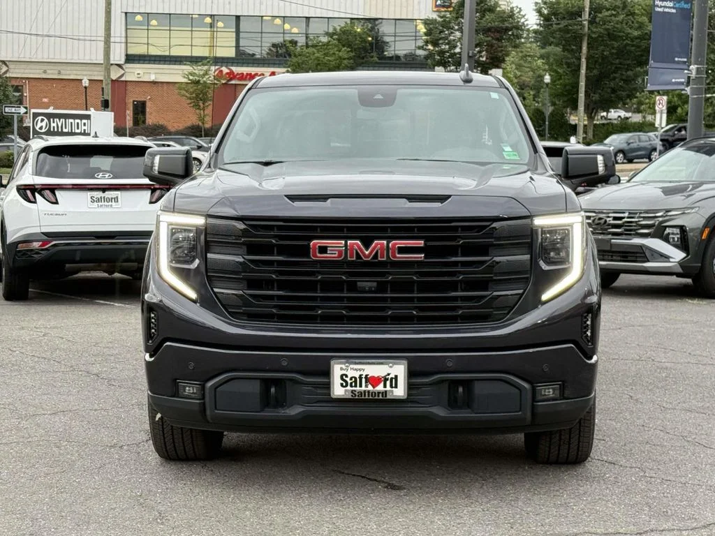 Used 2024 Silver GMC Elevation image 7