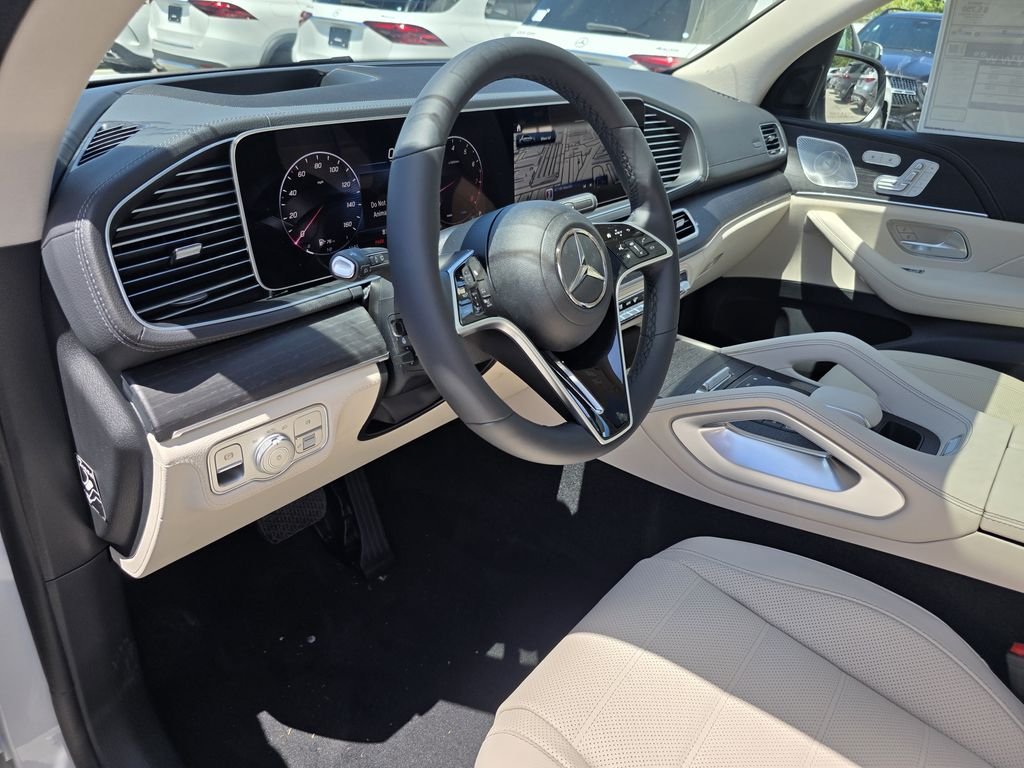 New 2026 MANUFAKTUR Moonlight White Metallic Mercedes-Benz GLE 350 image 17