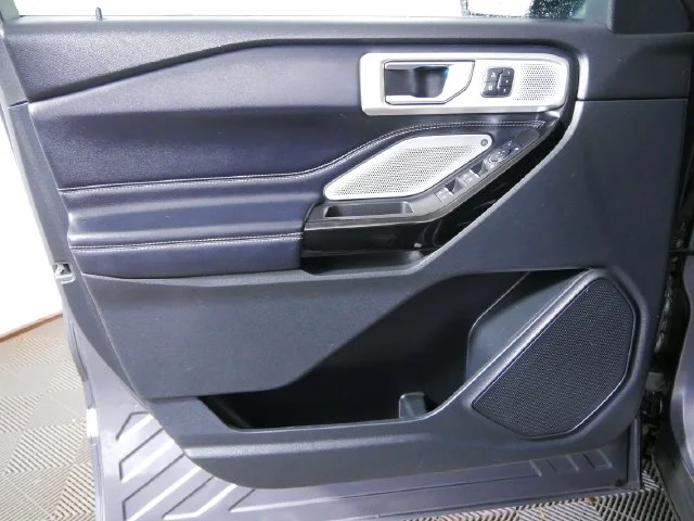 Used 2021 Gray Ford ST image 18
