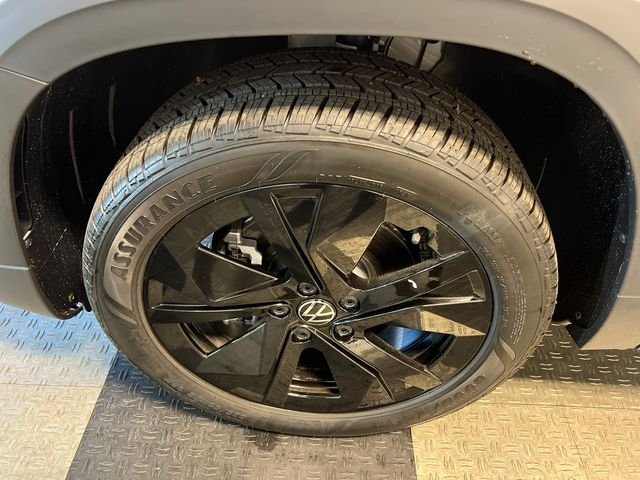 New 2026 White Volkswagen 1.5T SE image 8