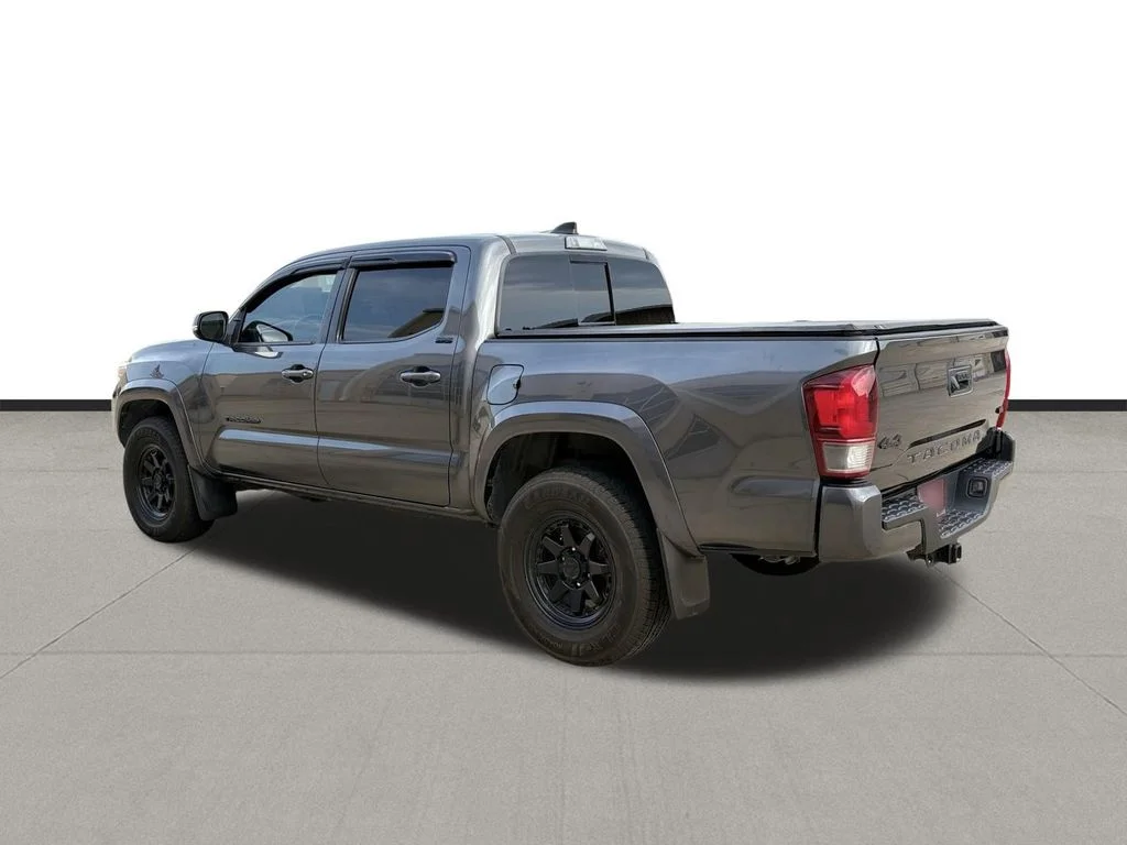 Used 2022 Magnetic Gray Metallic Toyota SR5 image 7