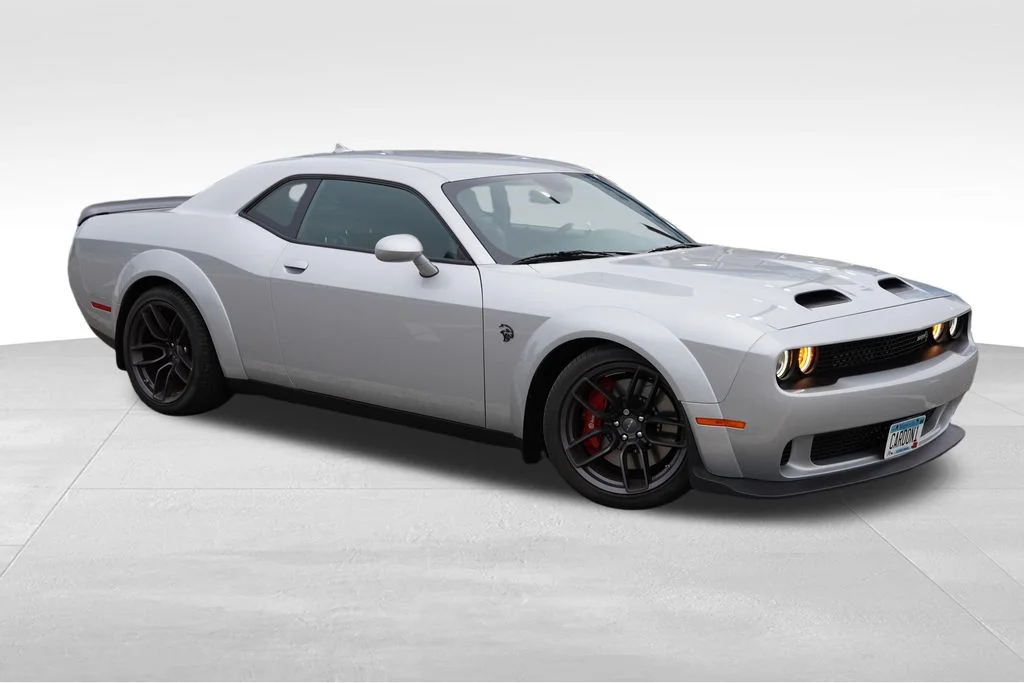 Used 2019 Triple Nickel Clearcoat Dodge SRT Hellcat Redeye Widebody image 2