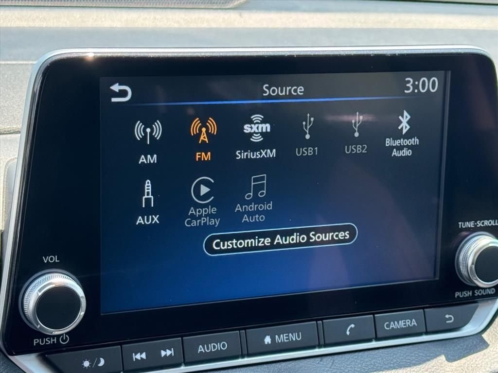 Used 2025 Gray Nissan SV image 22