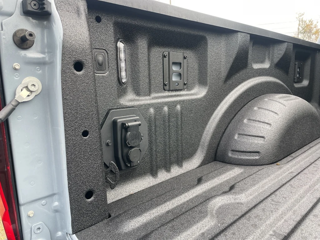 New 2026 Glacier Gray Metallic Tri-Coat Ford F-350® Platinum® image 12