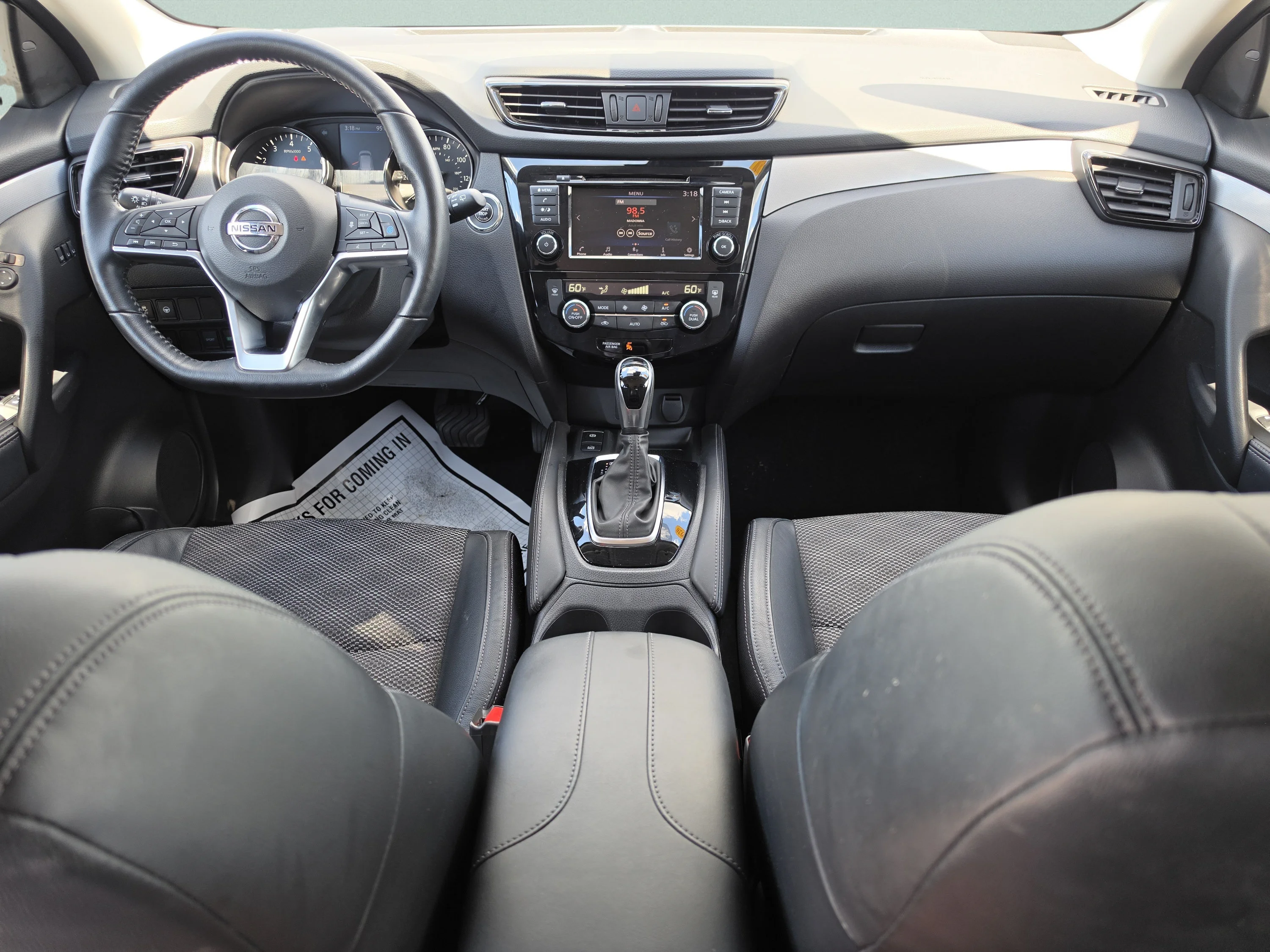 Used 2020 Brilliant Silver Metallic Nissan SV image 18