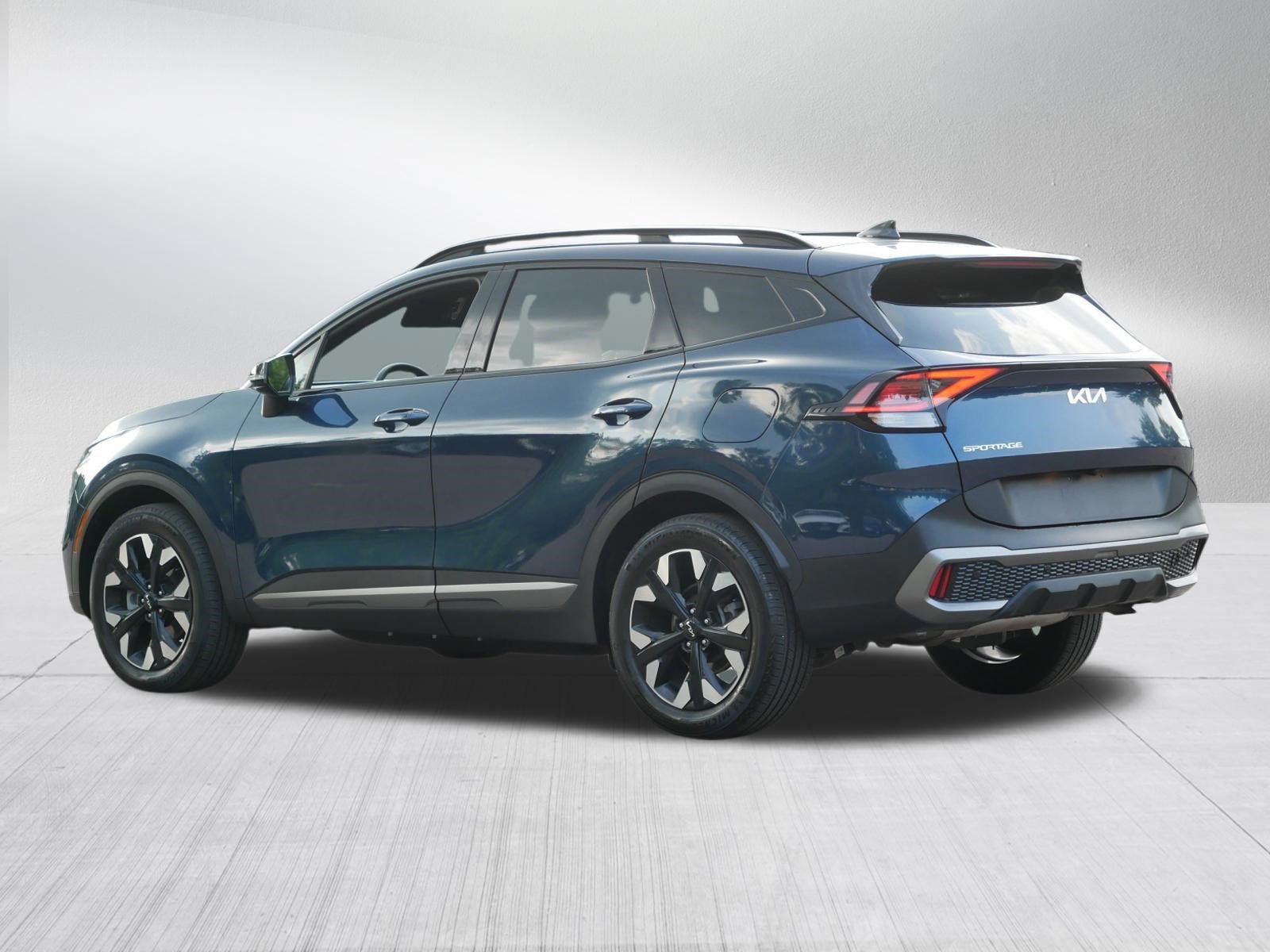 Used 2024 Vesta Blue Kia X-Line image 5