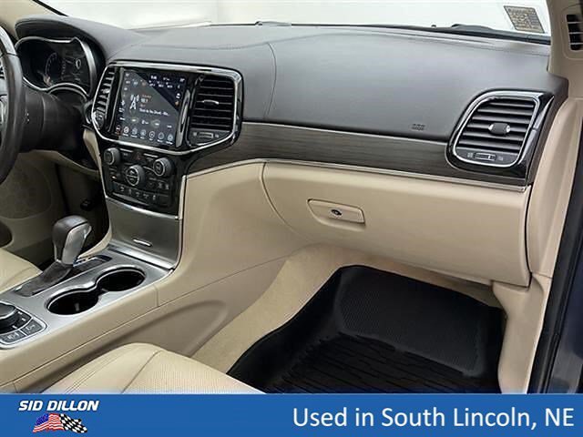 Used 2021 Slate Blue Pearlcoat Jeep Overland image 24
