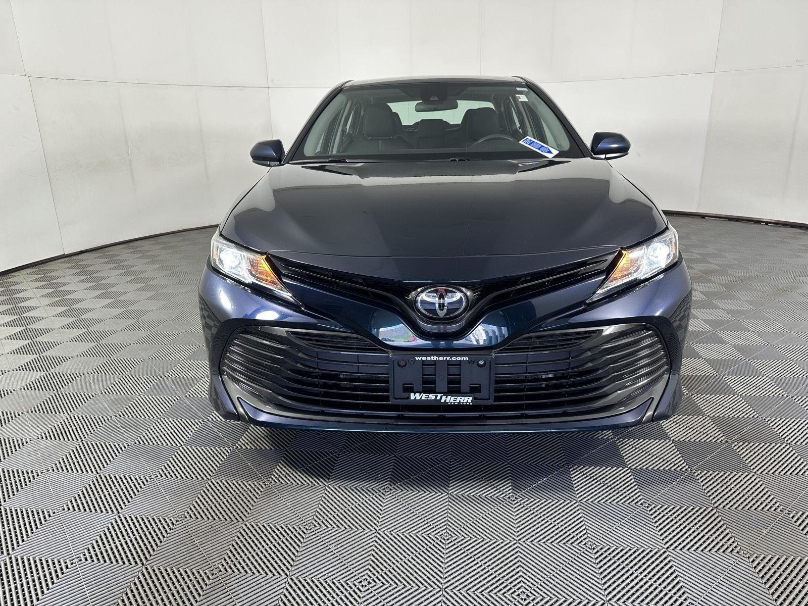 Used 2019 Galactic Aqua Mica Toyota LE image 8