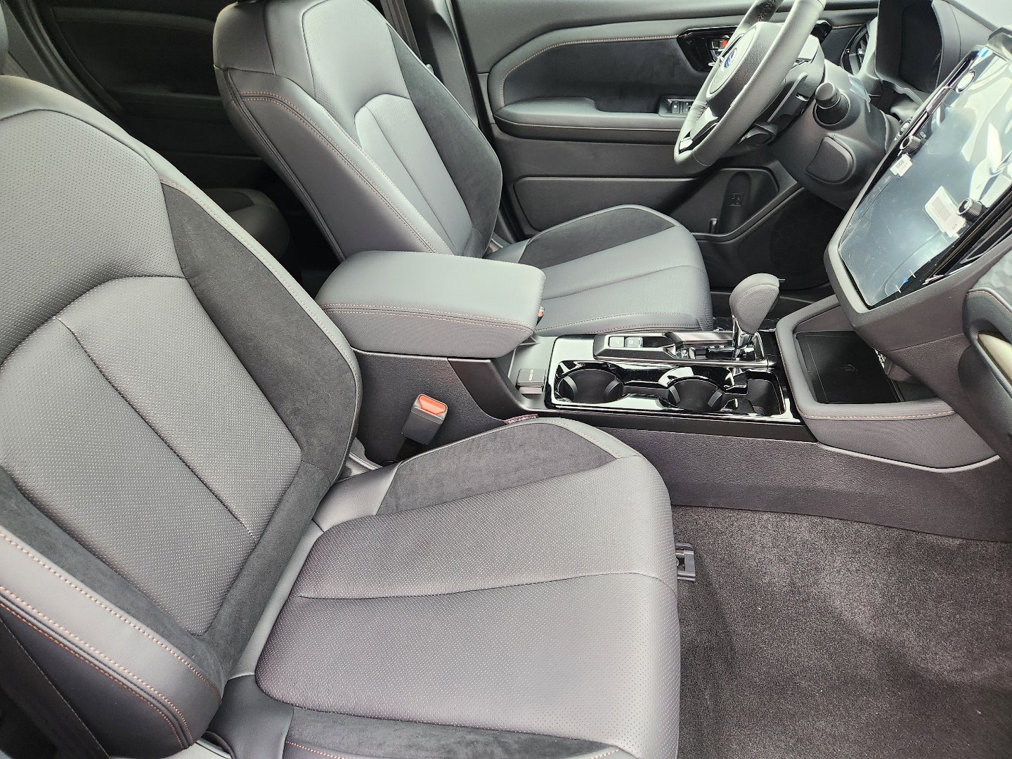 New 2026 DAYBREAK BLUE PEARL Subaru Touring image 11