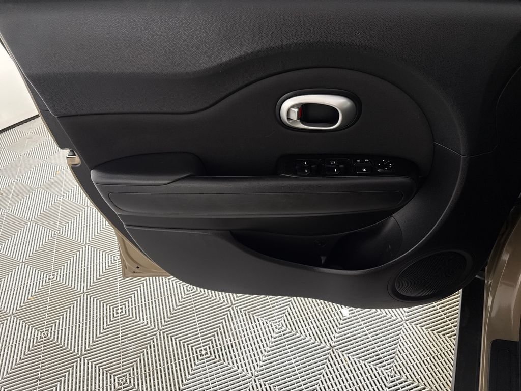 2015 Kia Soul Base - Photo 10