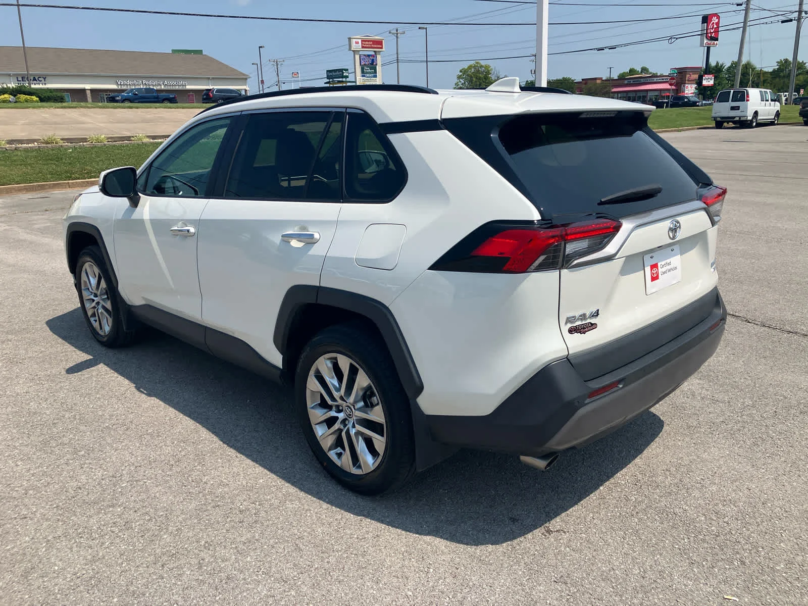 Certified Used 2020 Blizzard Pearl Toyota Limited image 7