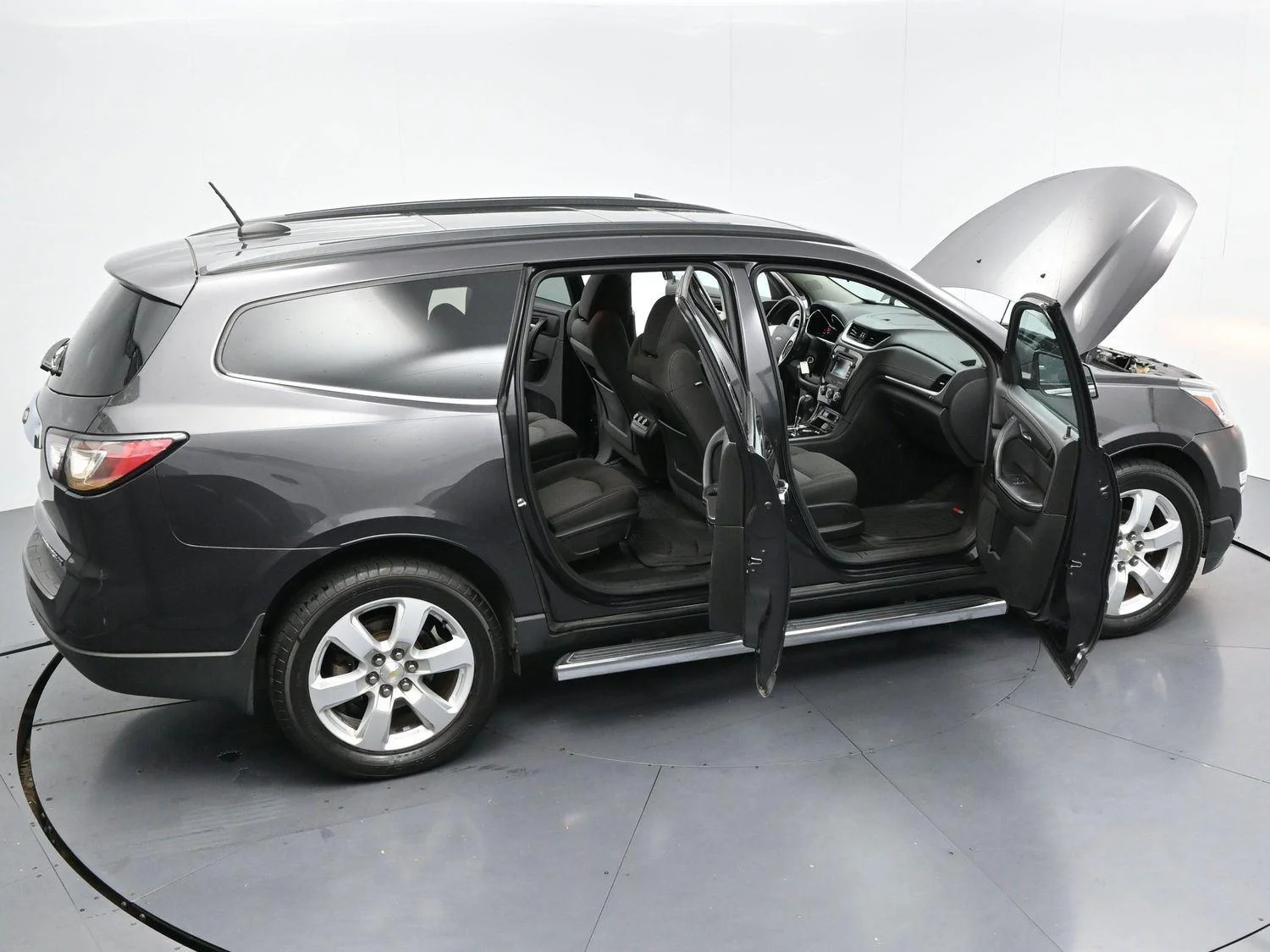 Used 2016 Tungsten Metallic Chevrolet LT image 39
