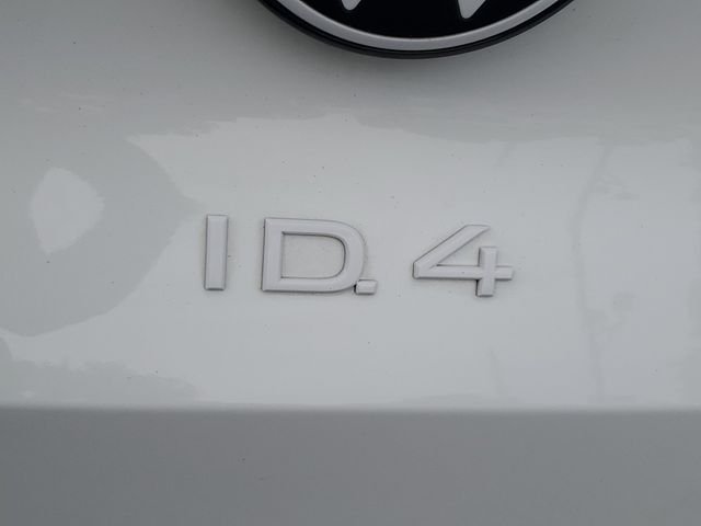 Certified Used 2025 White Volkswagen Pro image 7