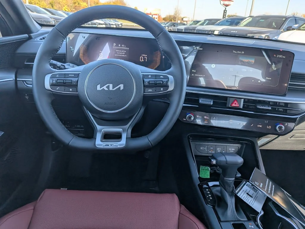 New 2027 Aurora Black Pearl Kia GT-Line image 38