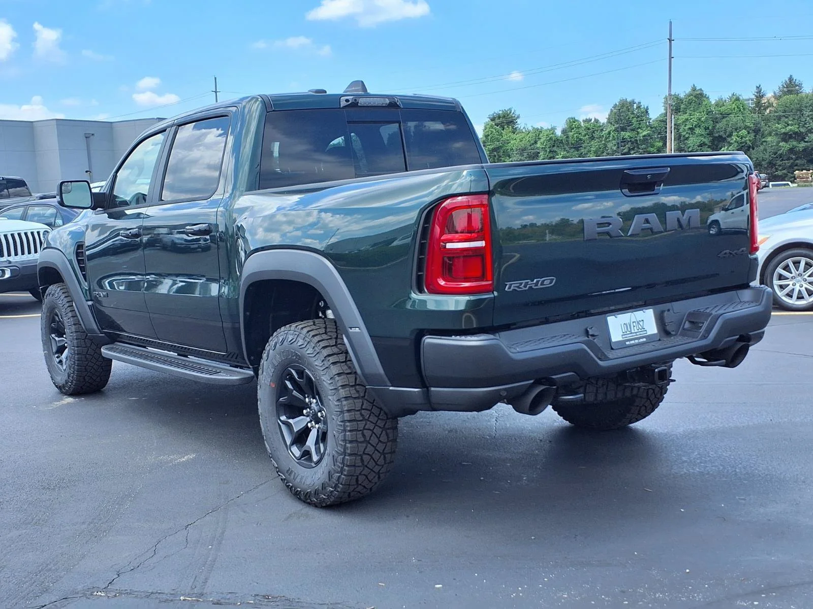 New 2026 Serrano-Green Metallic Exterior Paint RAM RHO image 4