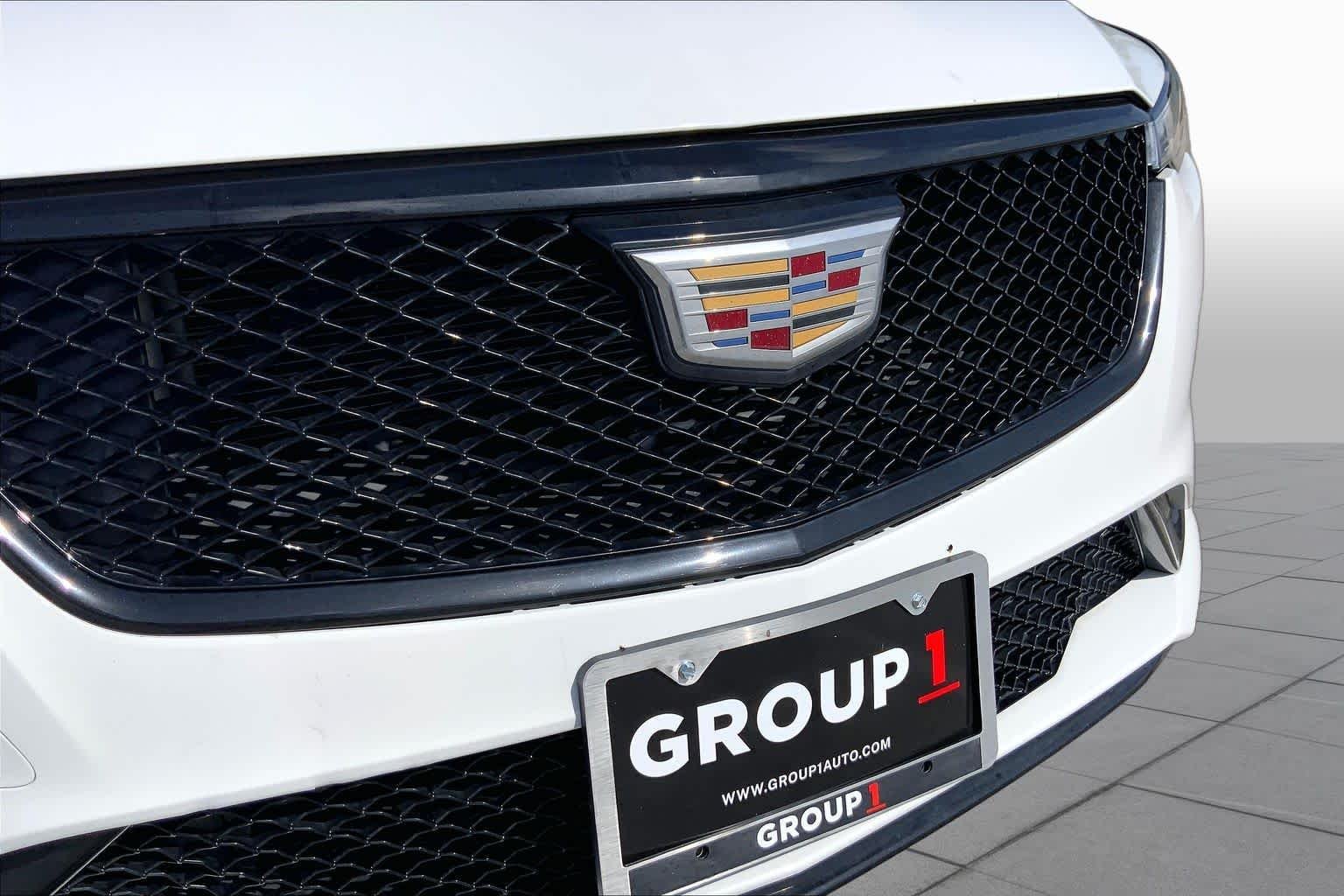 Used 2021 Summit White Cadillac V-Series image 29