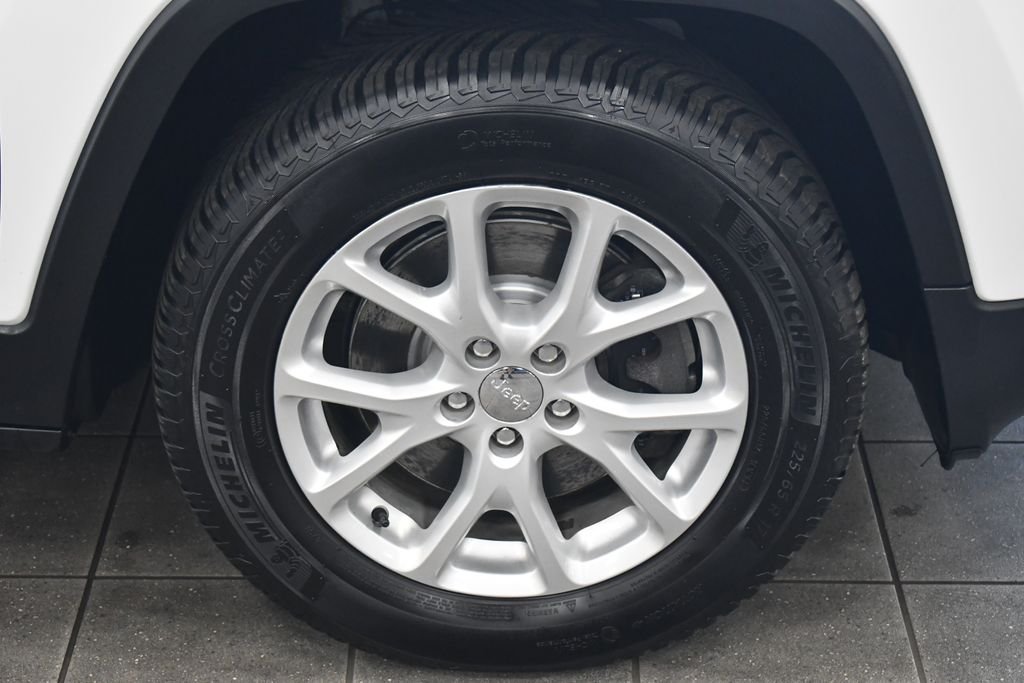 2016 Jeep Cherokee Latitude - Photo 10