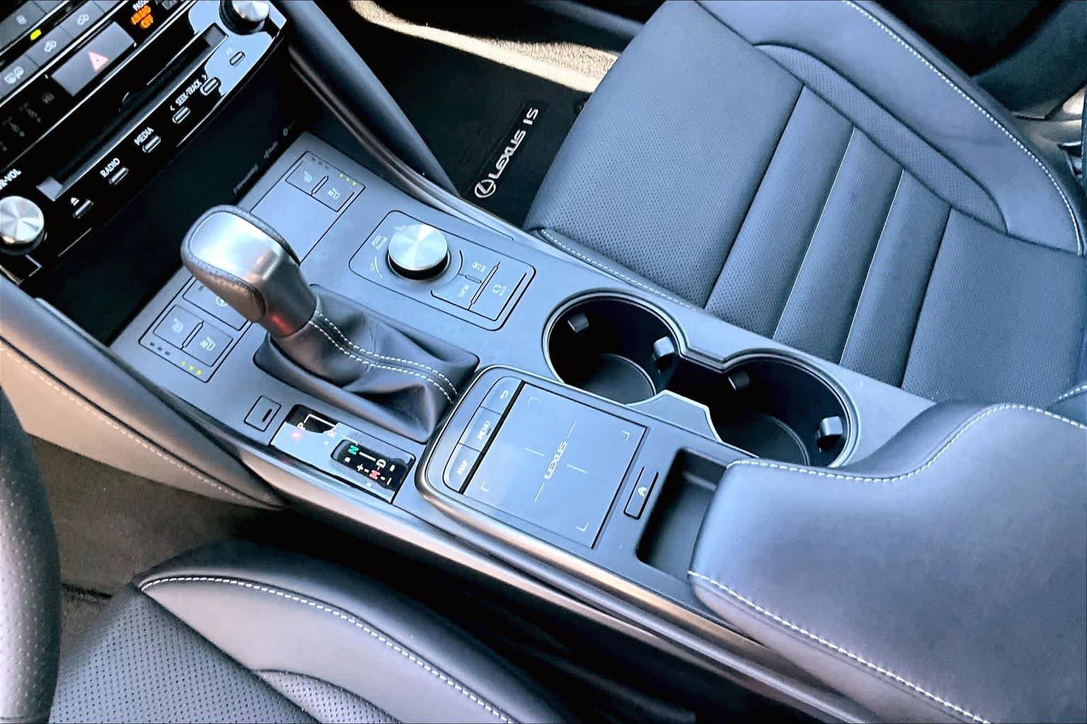 Used 2023 Iridium Lexus F SPORT image 17