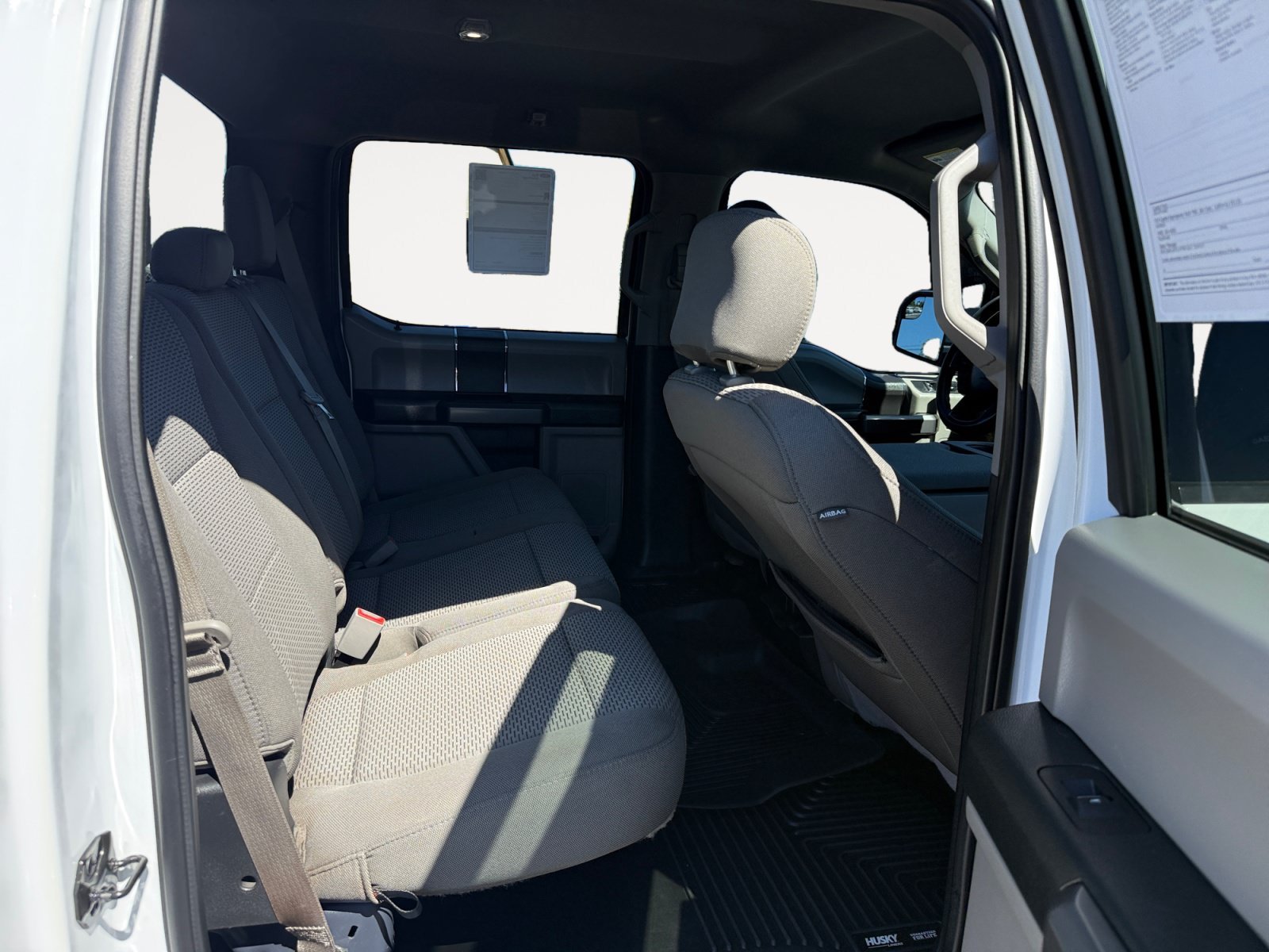 Certified Used 2019 Oxford White Ford XLT image 18