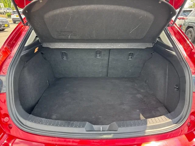 Used 2018 Soul Red Metallic Mazda Touring image 11