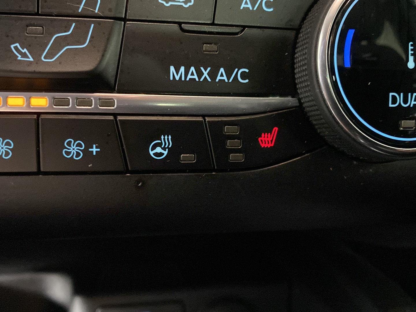 Used 2023 Black Metallic Ford Active image 21