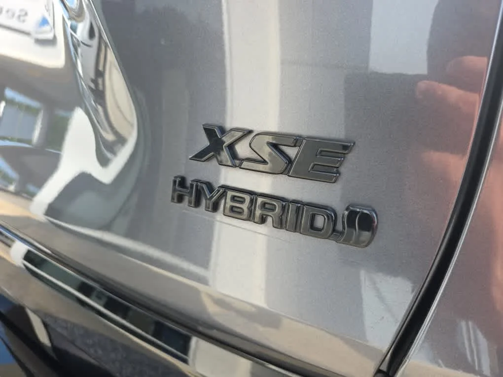 Used 2023 Magnetic Gray Metallic/Midnight Black Metallic Toyota Hybrid XSE image 31