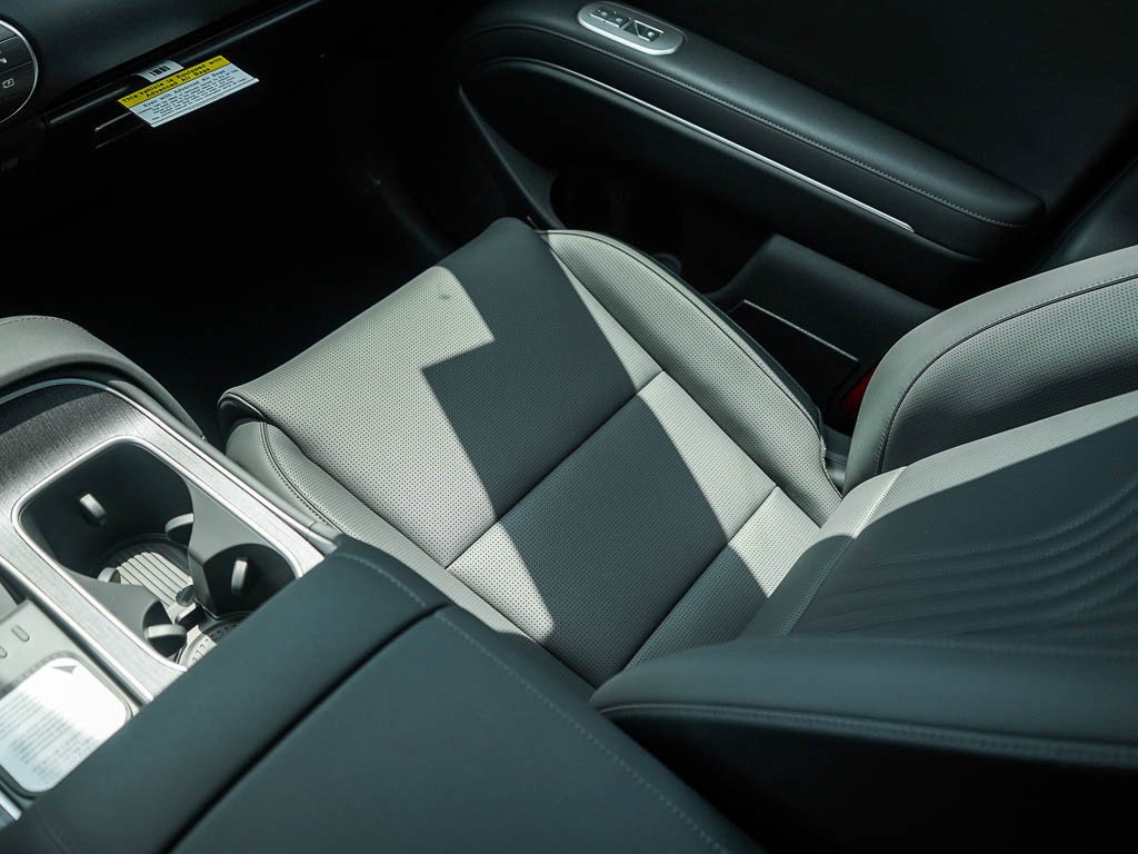 New 2026 Abyss Black Pearl Hyundai SEL Premium 7P AWD image 27