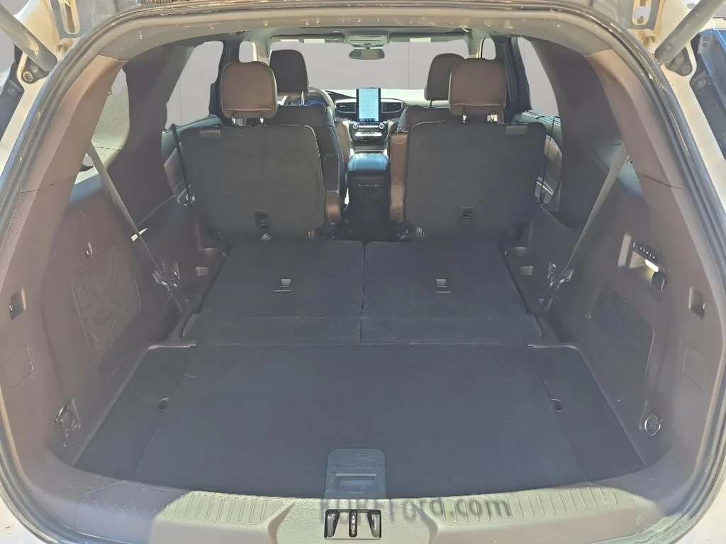 Used 2023 White Ford King Ranch image 37