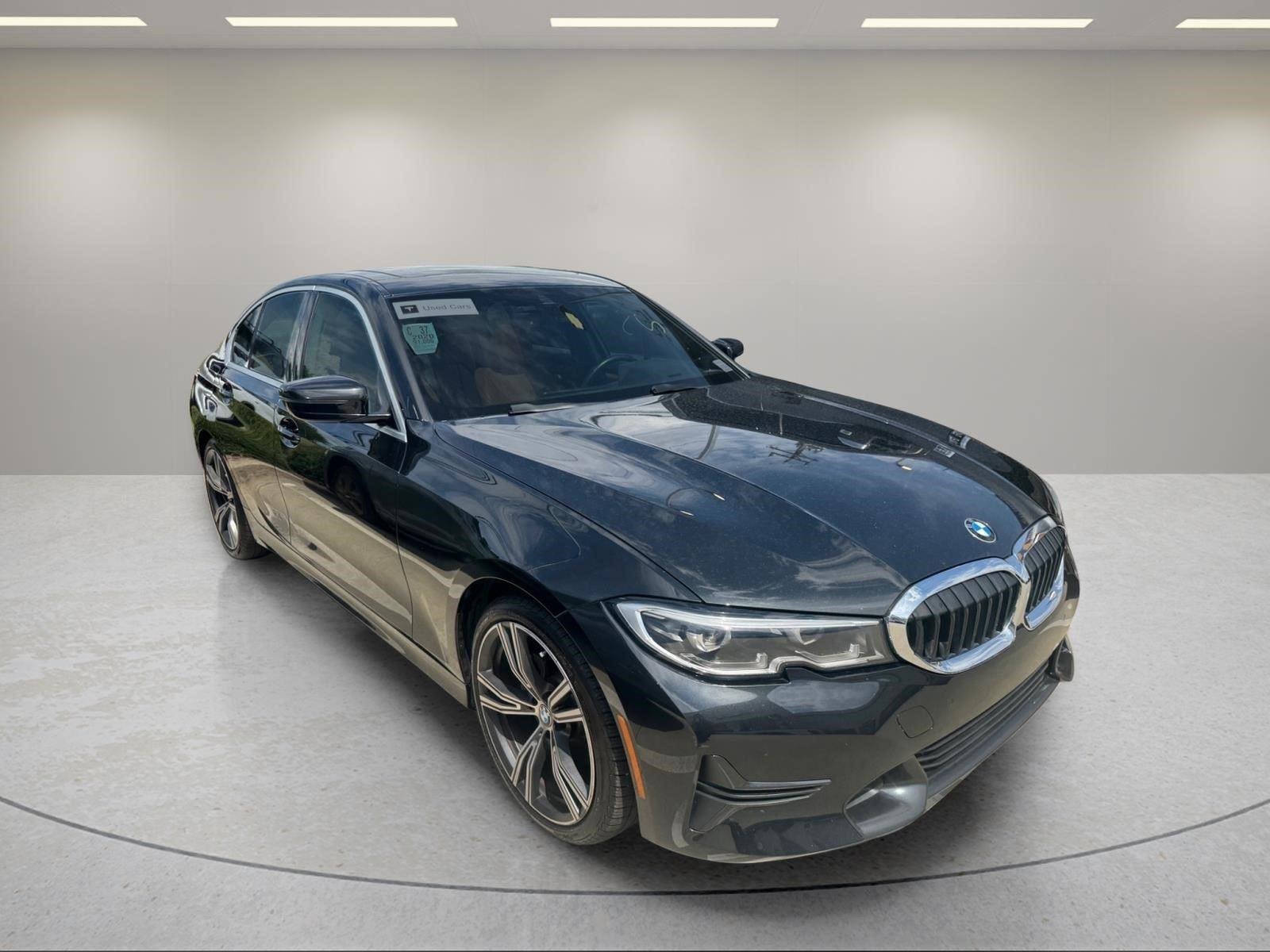 Used 2020 Black Sapphire Metallic BMW 330i image 18